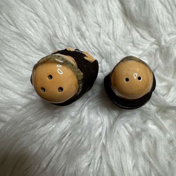 VINTAGE GOEBEL FRIAR TUCK SALT & PEPPER SHAKERS WEST GERMANY PAIR - Picture 3 of 4